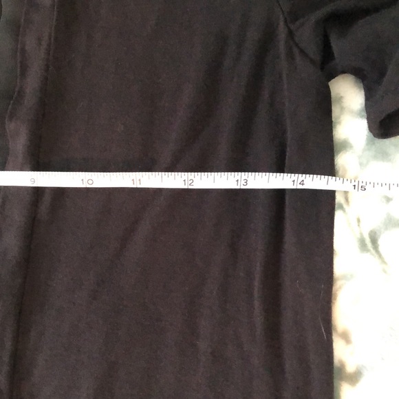 BCBGMAXAZRIA Black Top with Front Panel and Cinch - Picture 14 of 15